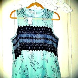 Pretty mint green top NWT
